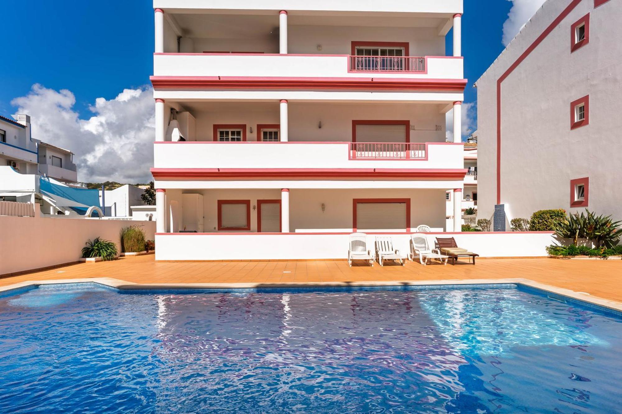 Cozy Sunny Peaceful Flat With Swimming Pool Apartment Burgau Exterior photo